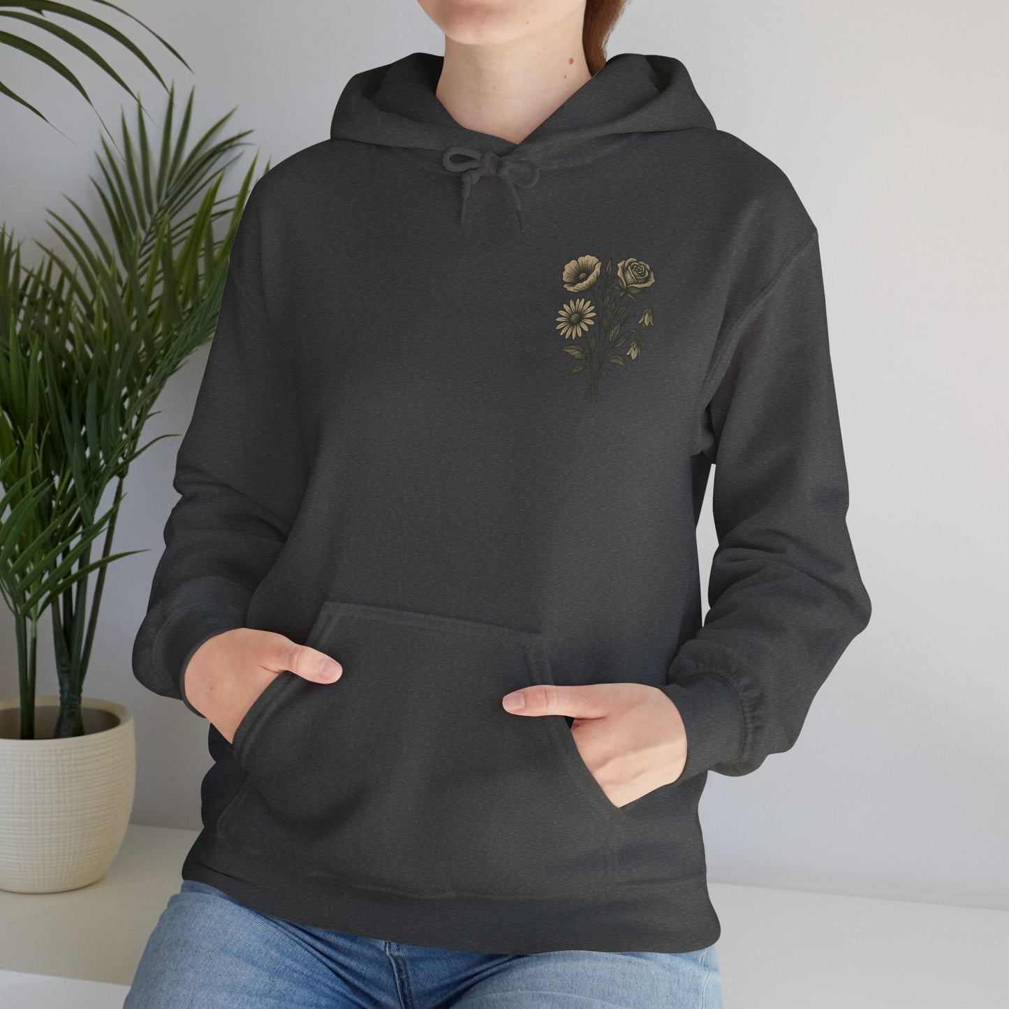 Hus41 Unisex Sweatshirt Hoodie - Flowers are my therapy