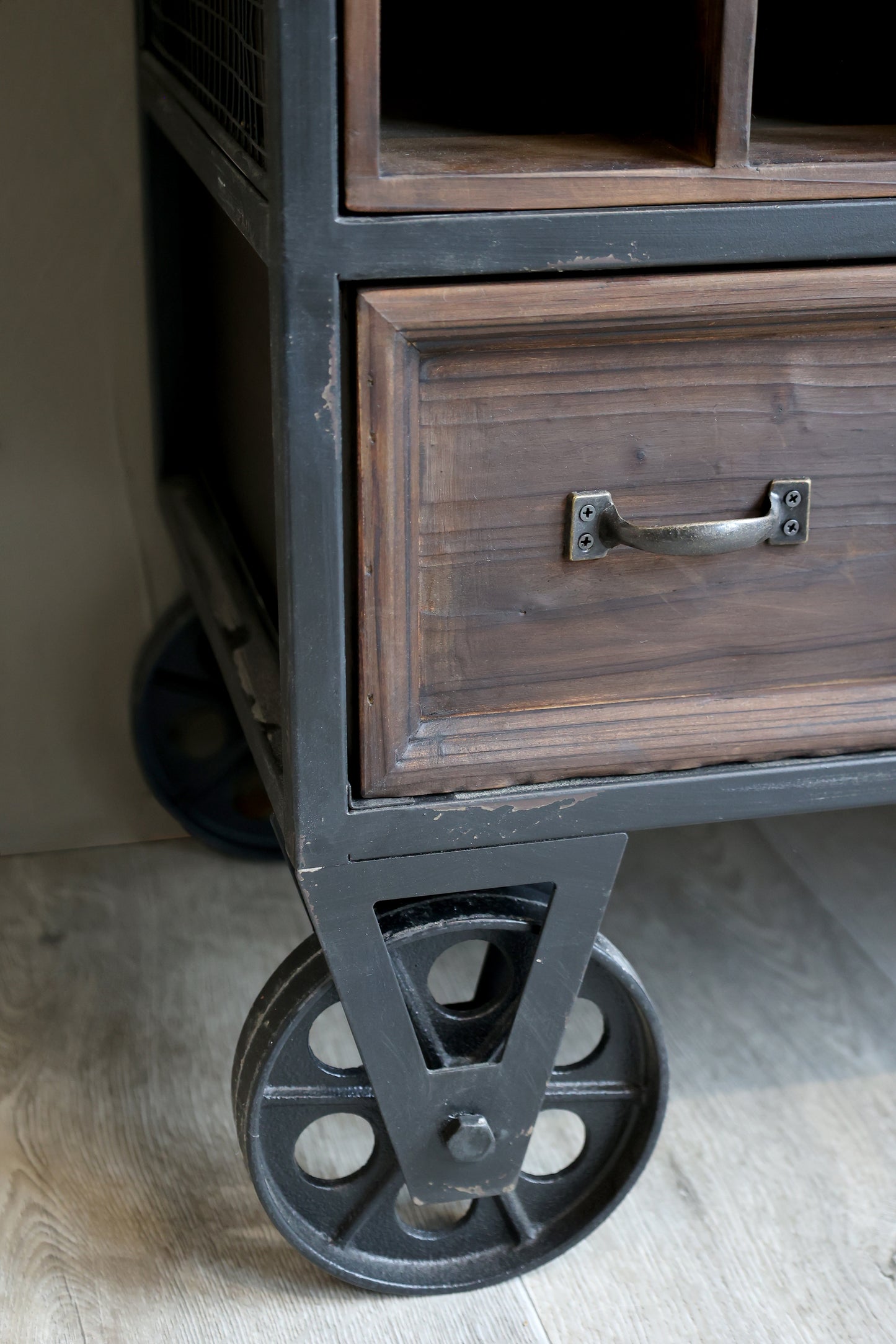 Bar cart