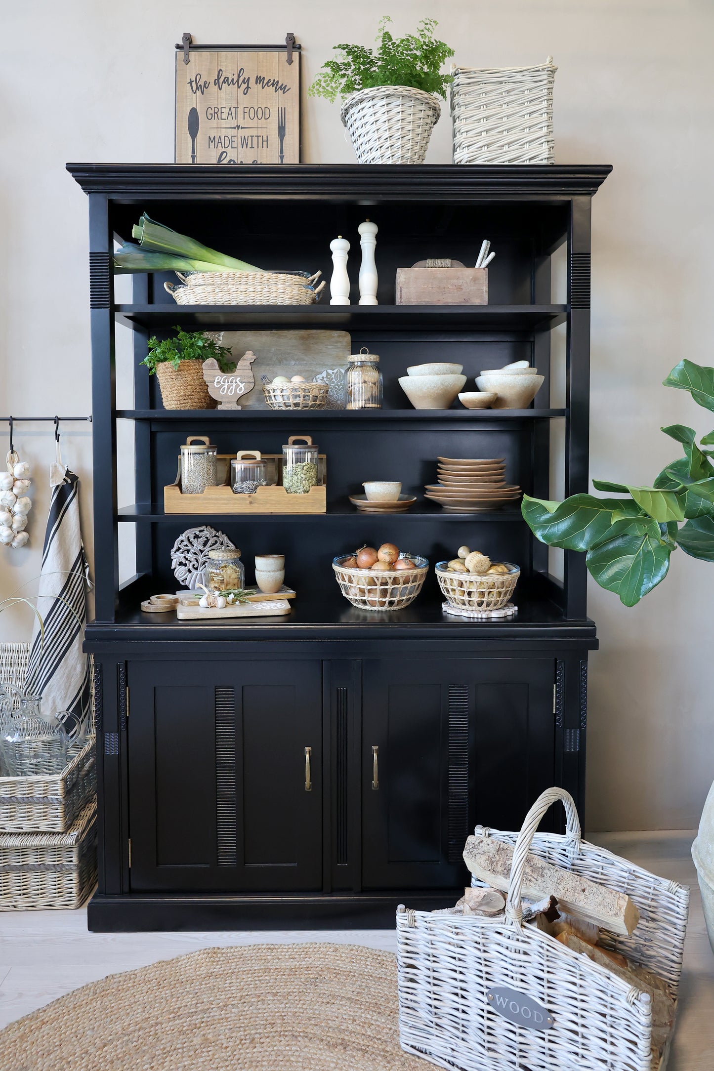 Cabinet with shelves
