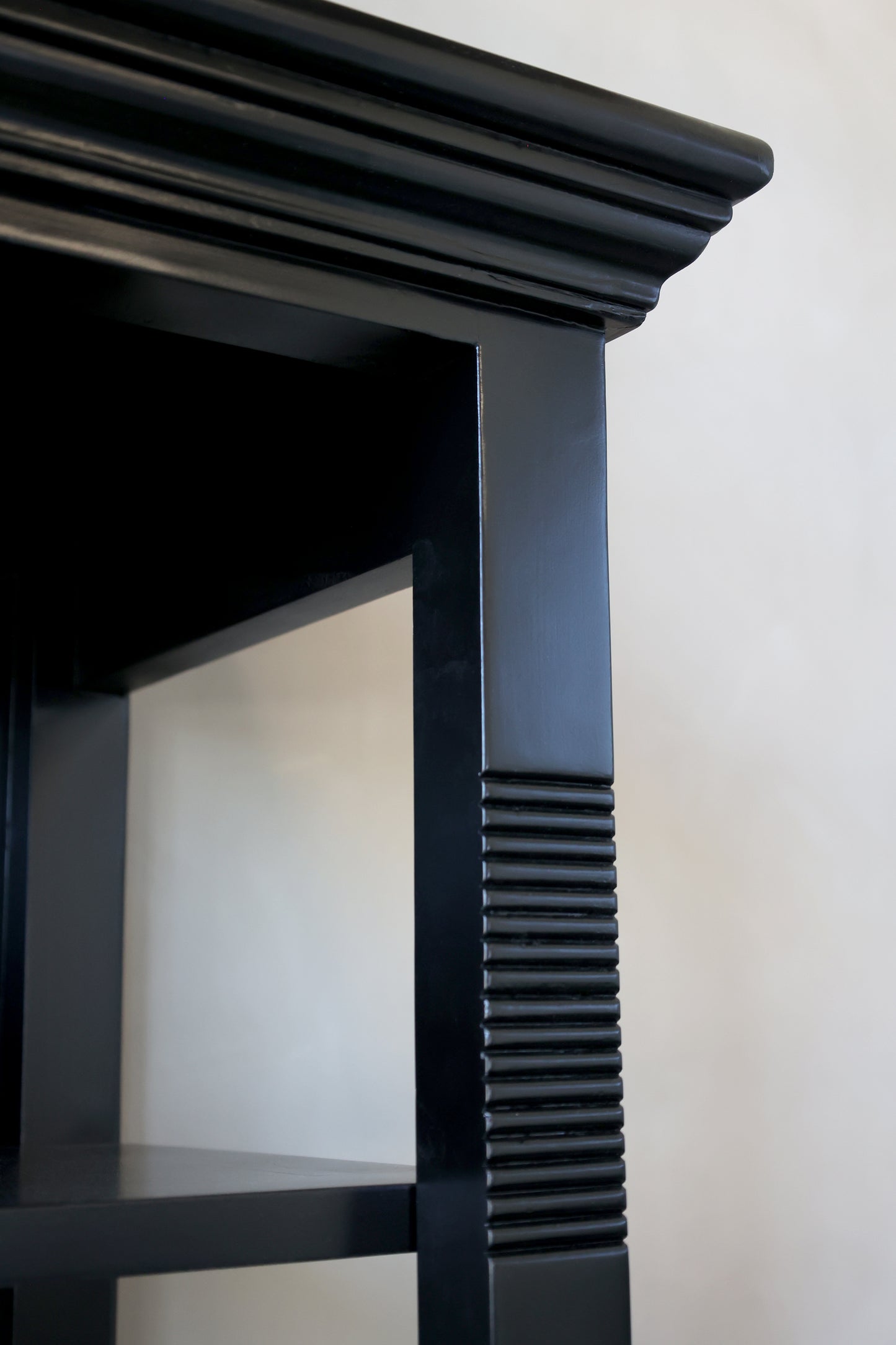 Cabinet with shelves