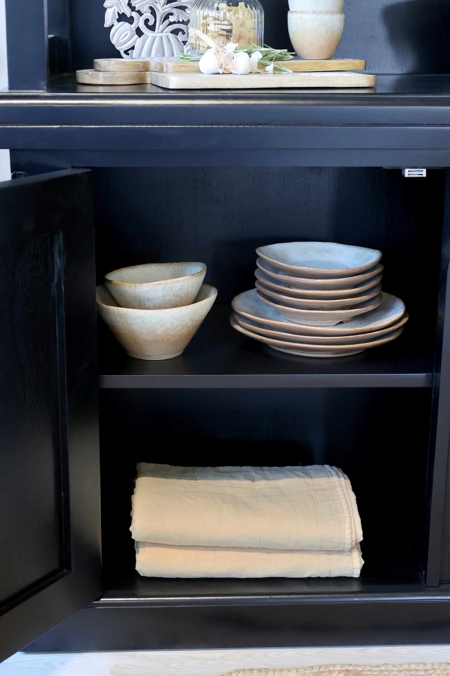 Cabinet with shelves