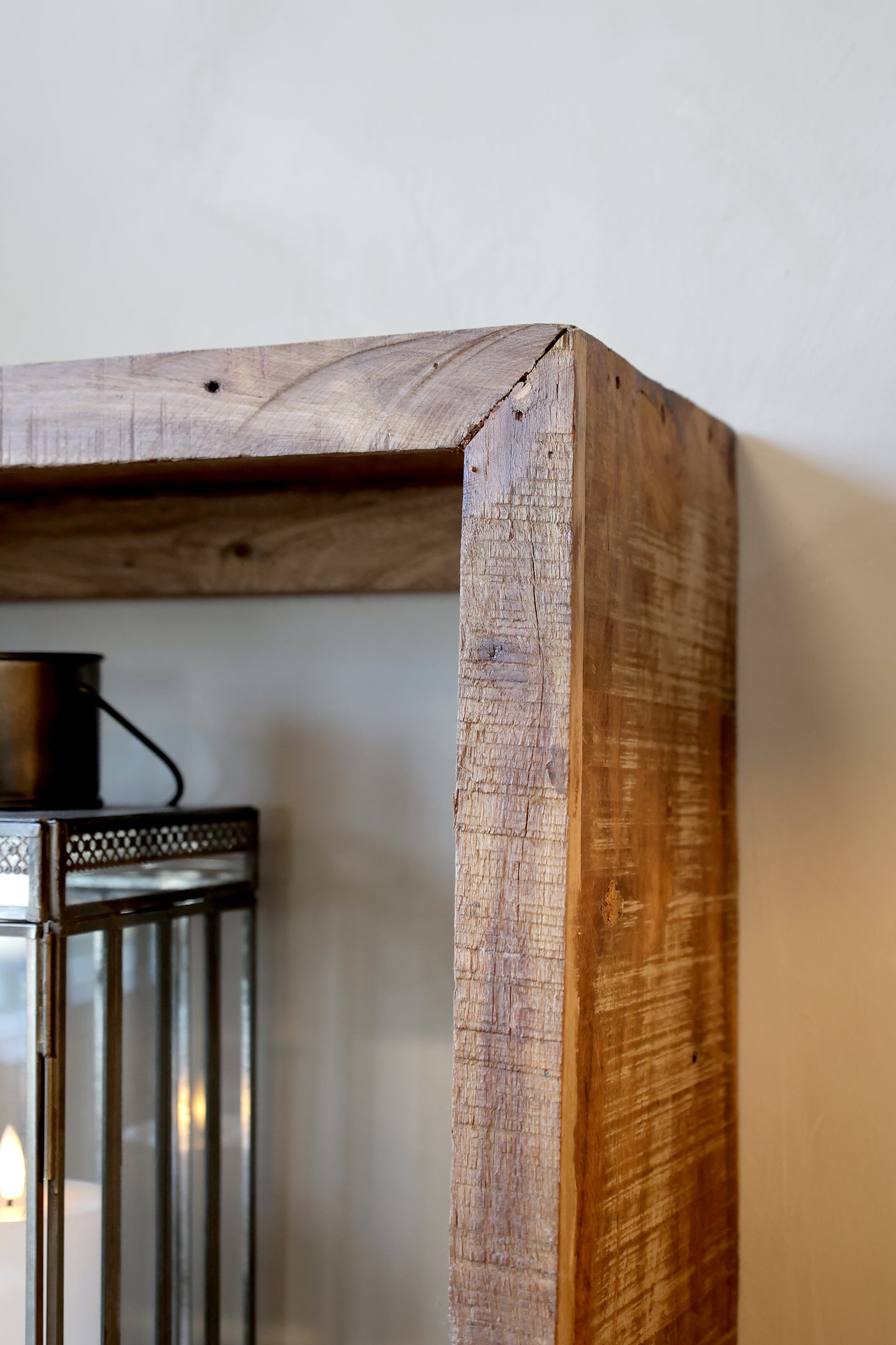 Wall shelf recycled wood