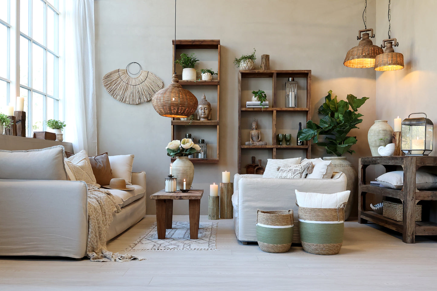 Wall shelf recycled wood