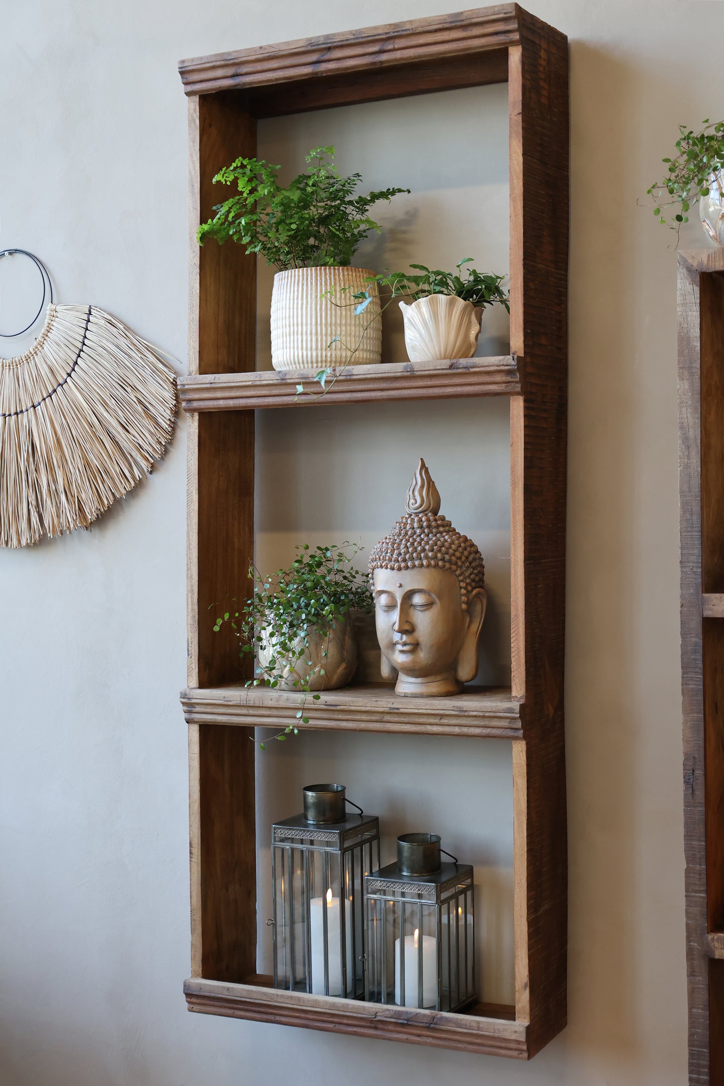 Wall shelf recycled wood