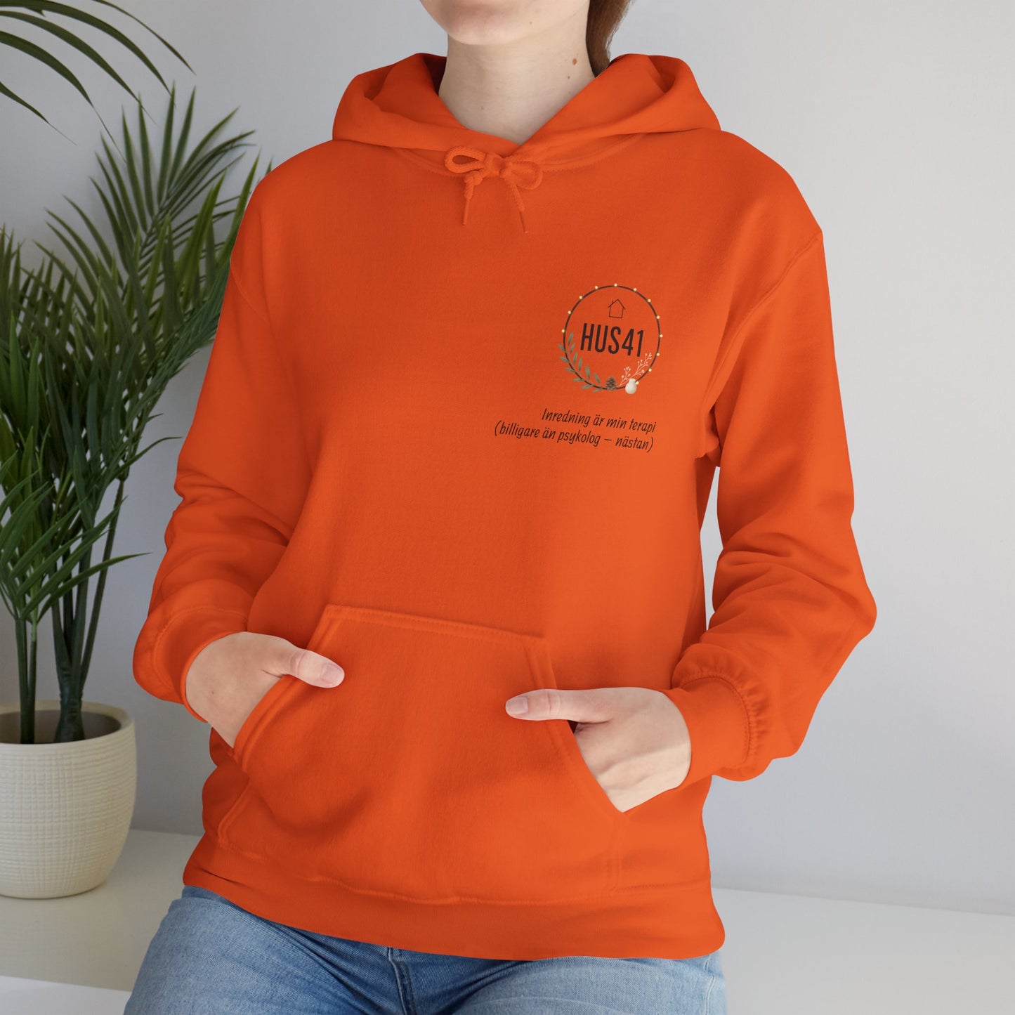 Hus41 Unisex Sweatshirt Hoodie - Inredning är min terapi
