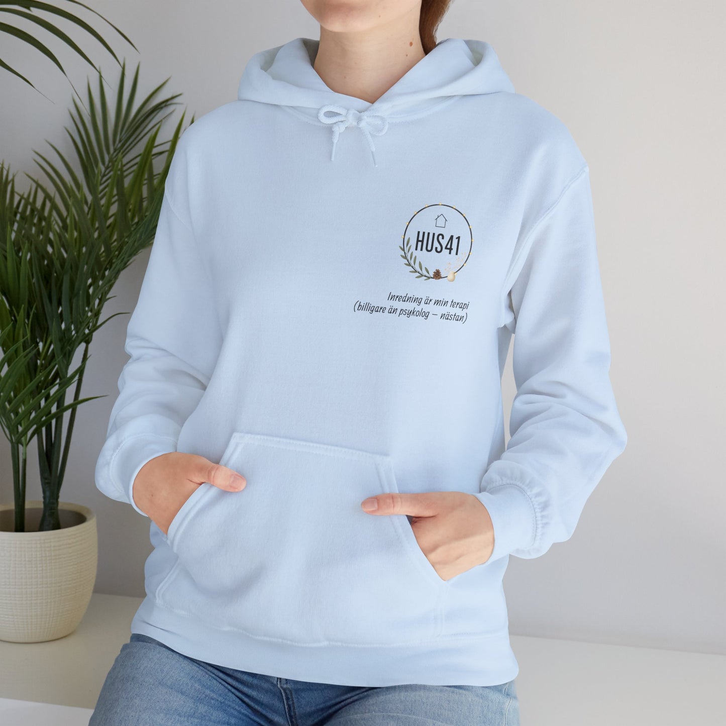Hus41 Unisex Sweatshirt Hoodie - Inredning är min terapi