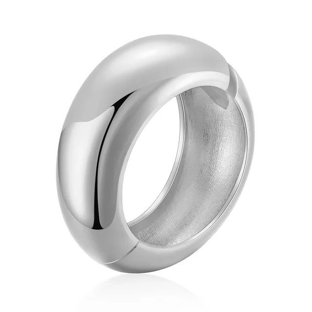 Exaggerated Bracelet