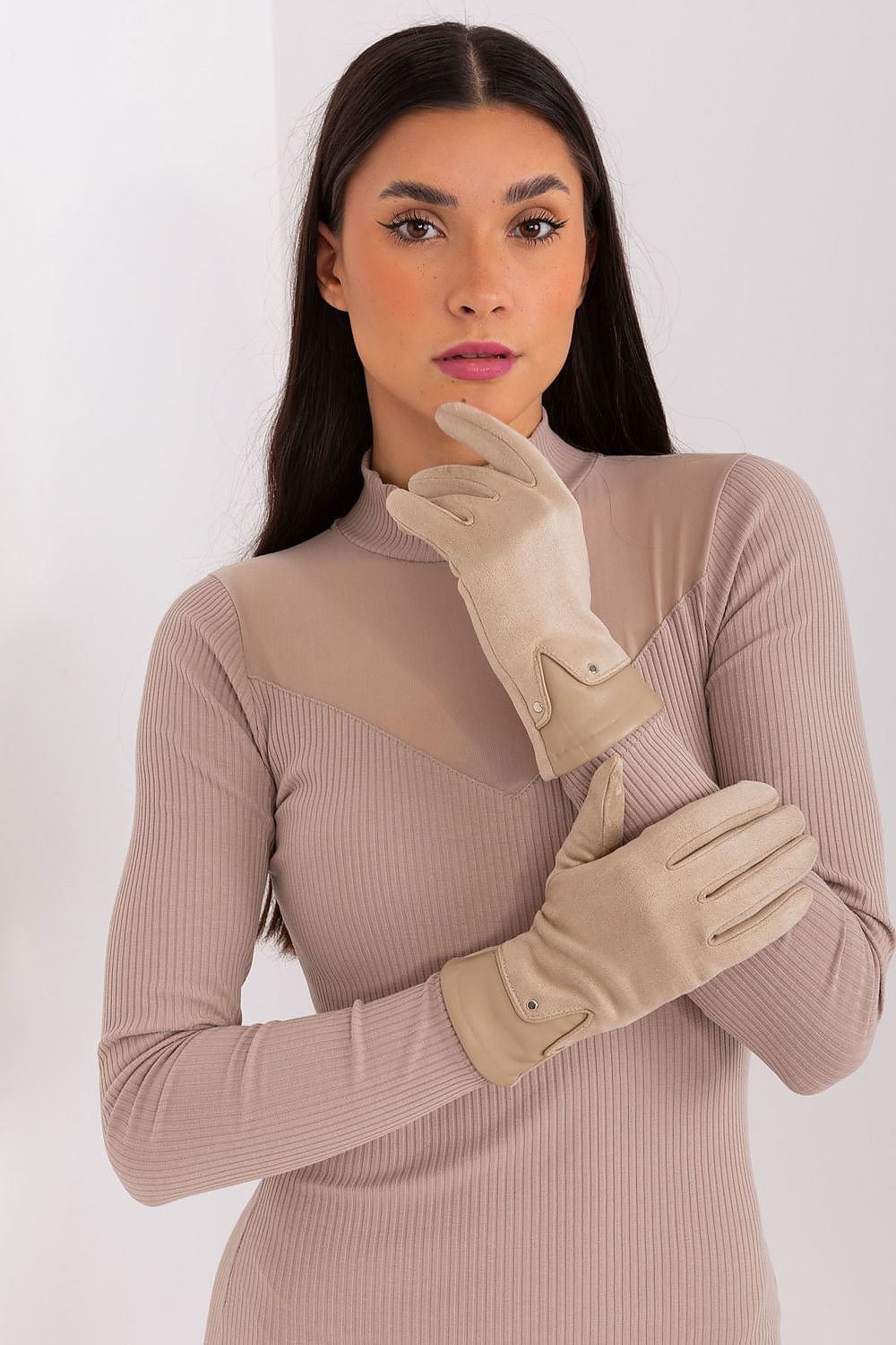 Gloves model 189556 AT