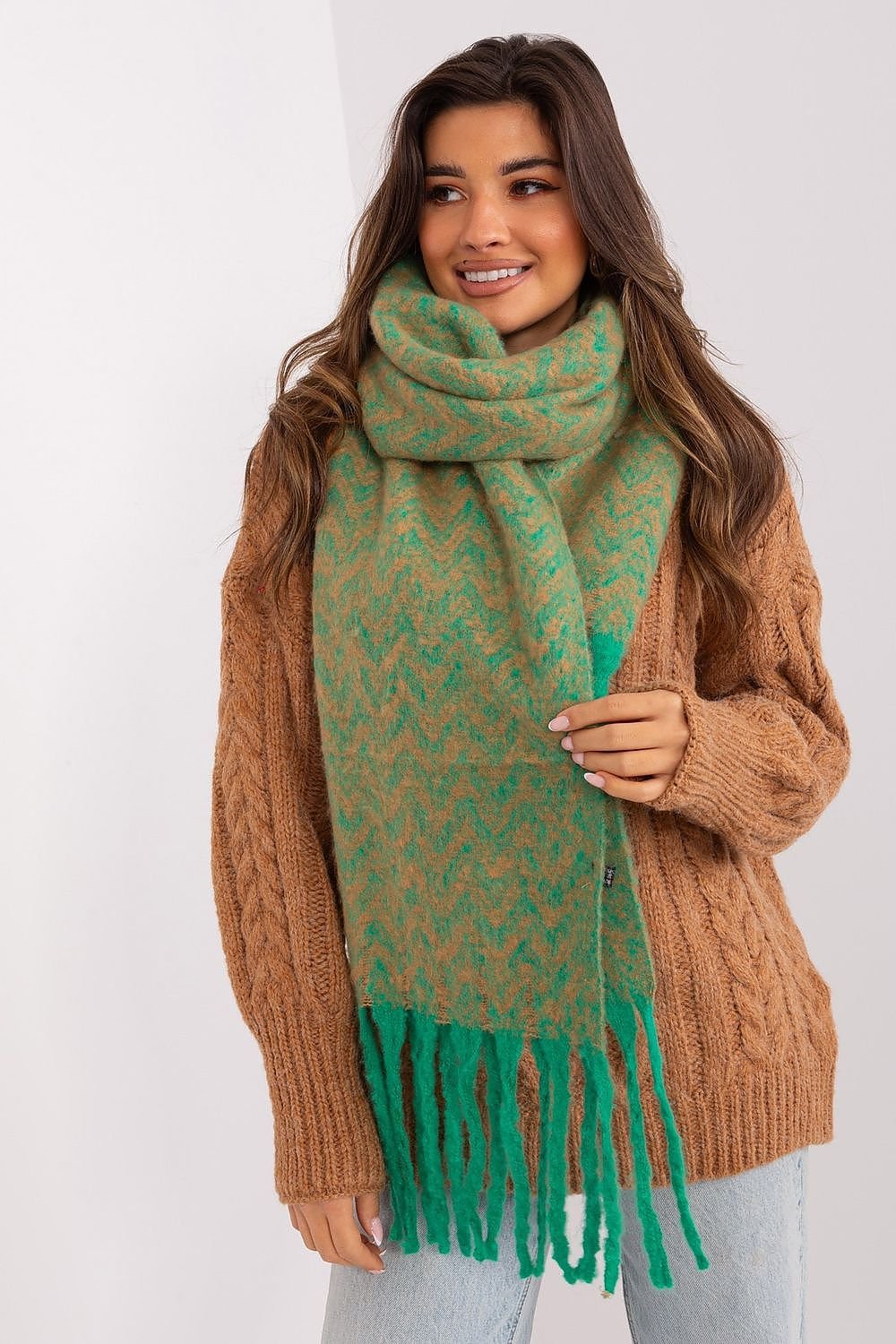 Shawl model 189246 AT