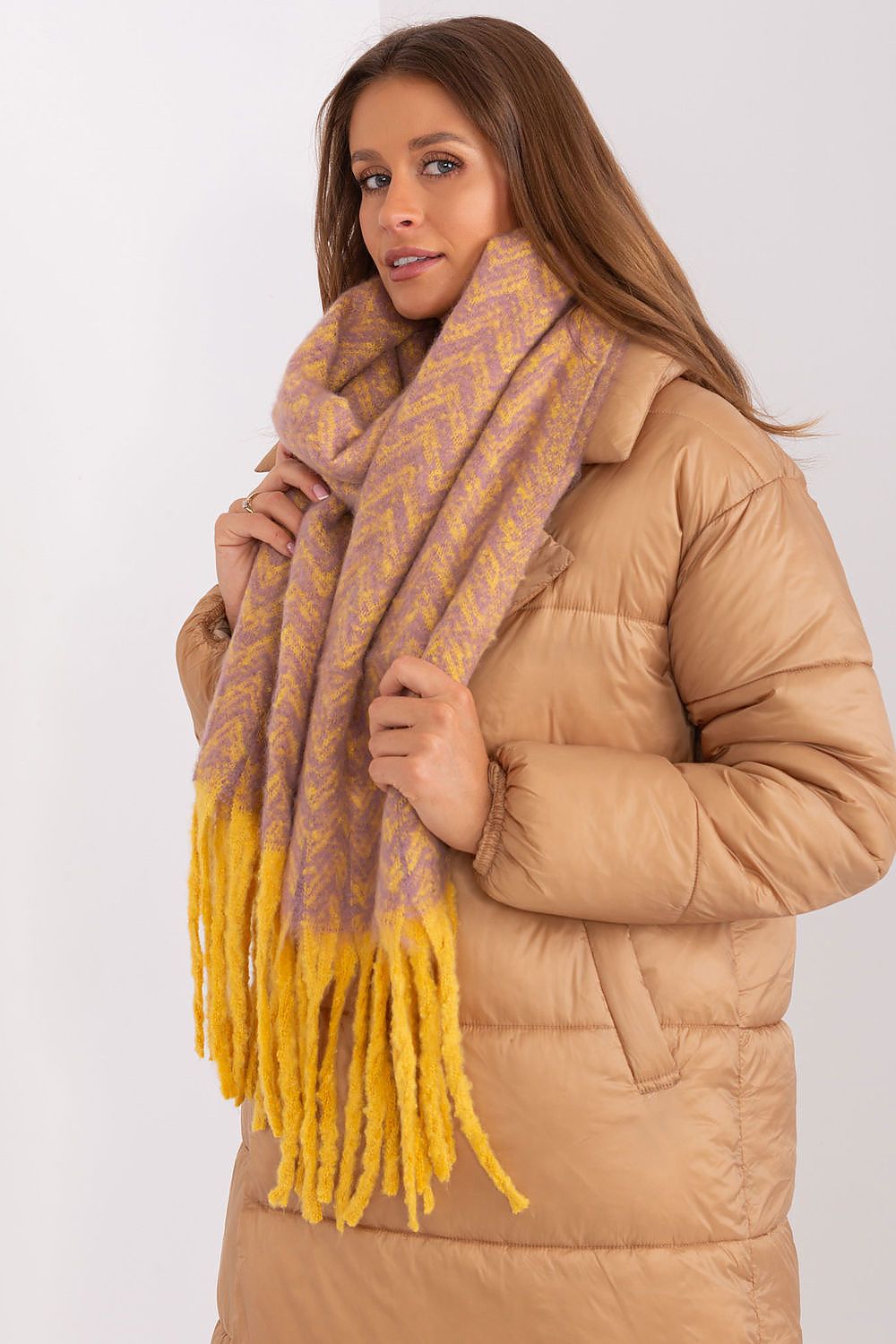 Shawl model 189246 AT