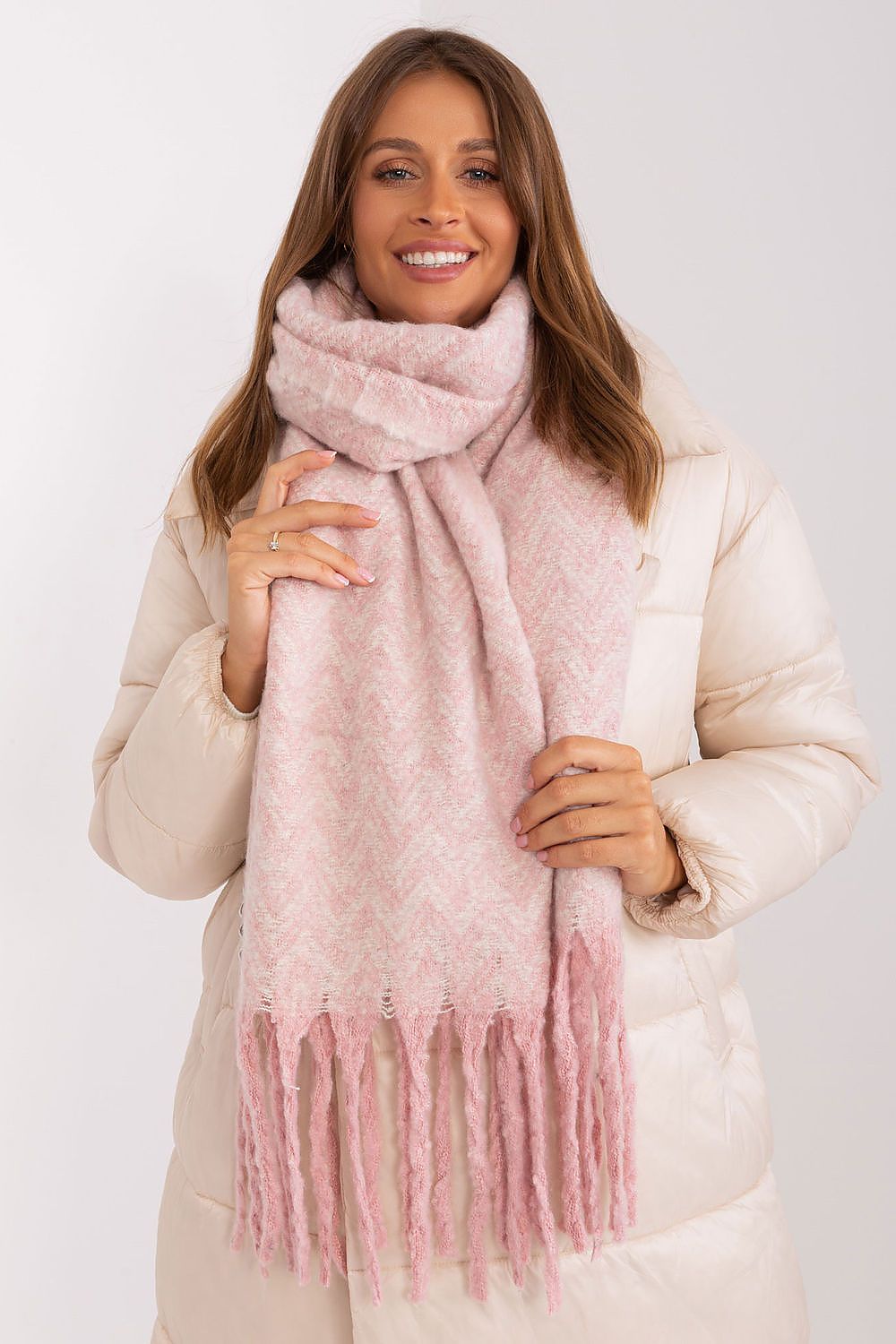 Shawl model 189246 AT