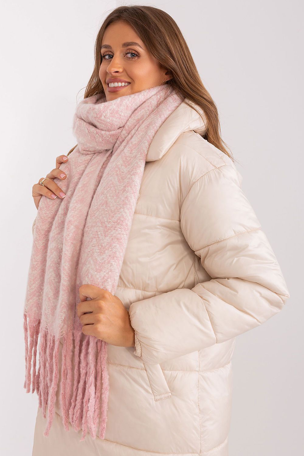 Shawl model 189246 AT
