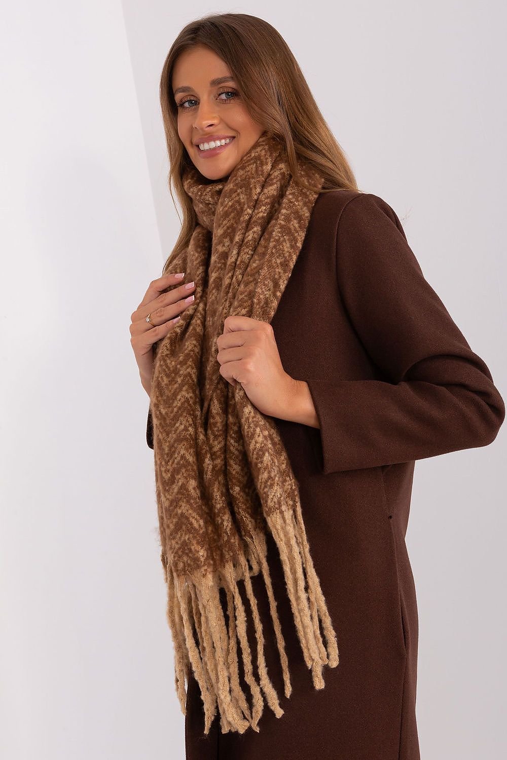 Shawl model 189246 AT