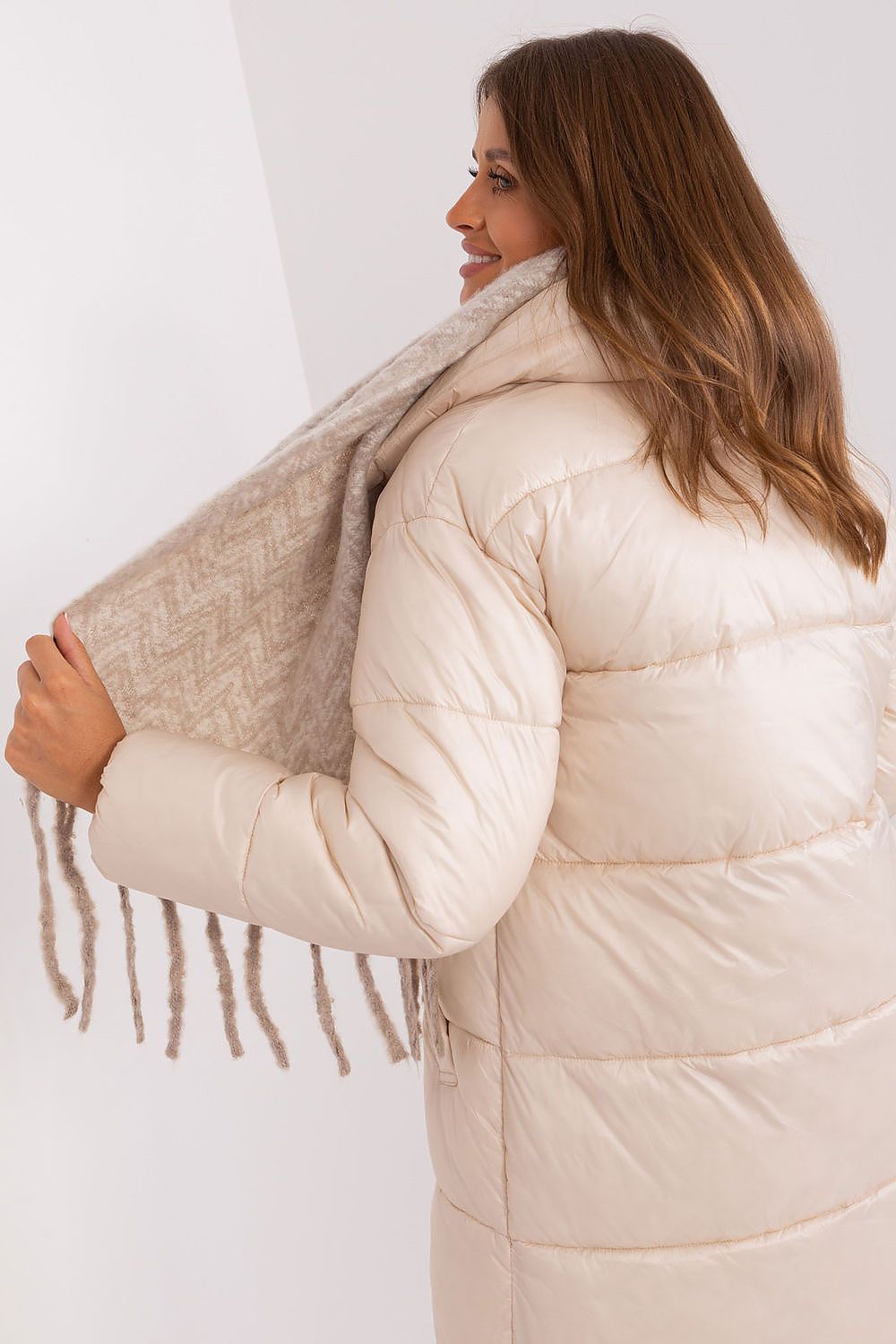 Shawl model 189246 AT
