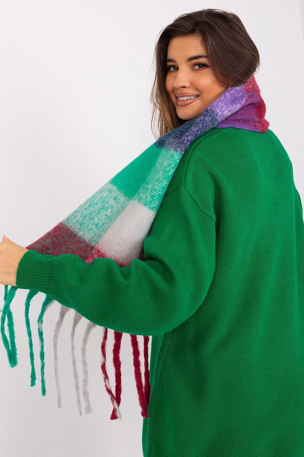 Shawl model 191733 AT