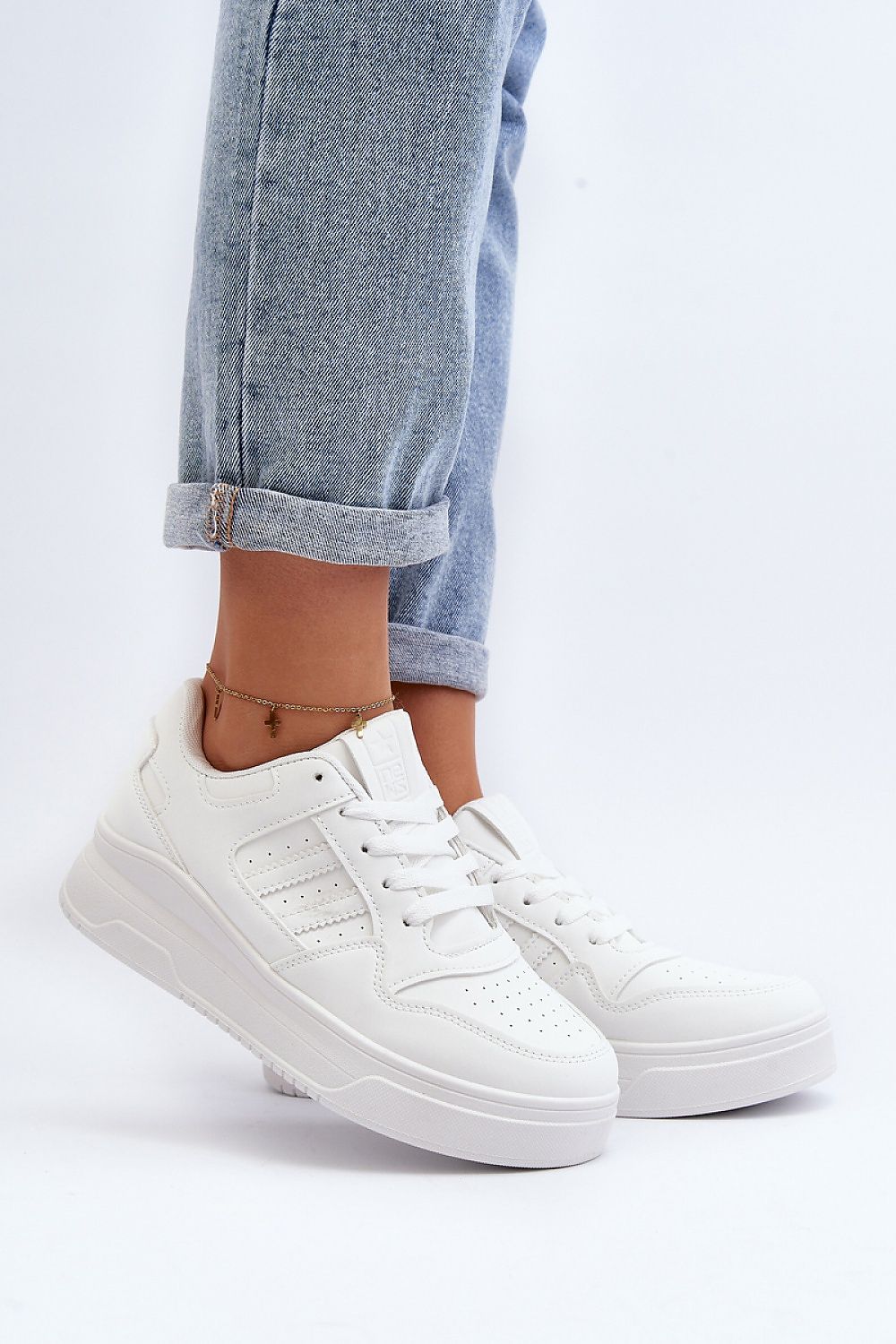 Sport Shoes model 193512 Step in style