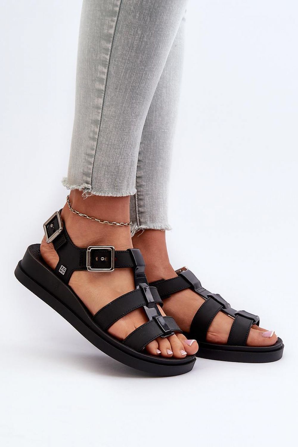 Buskin model 197580 Step in style