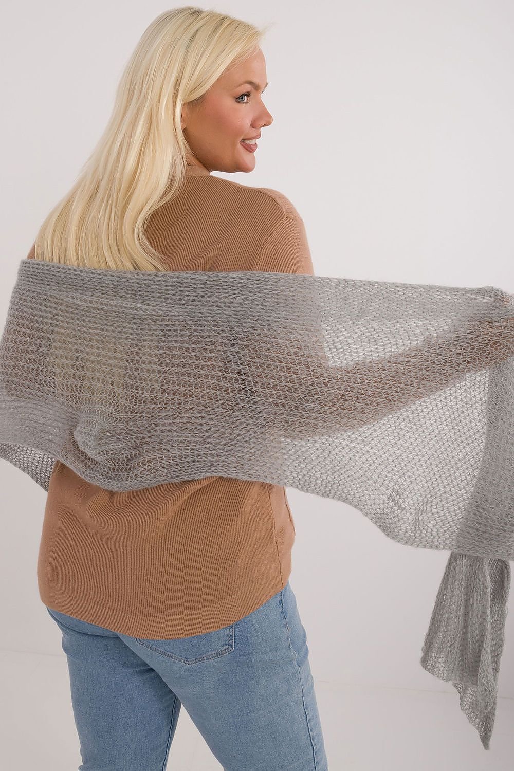 Shawl model 200976 AT