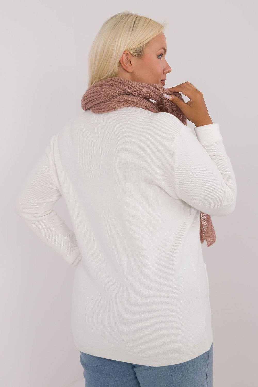 Shawl model 200976 AT