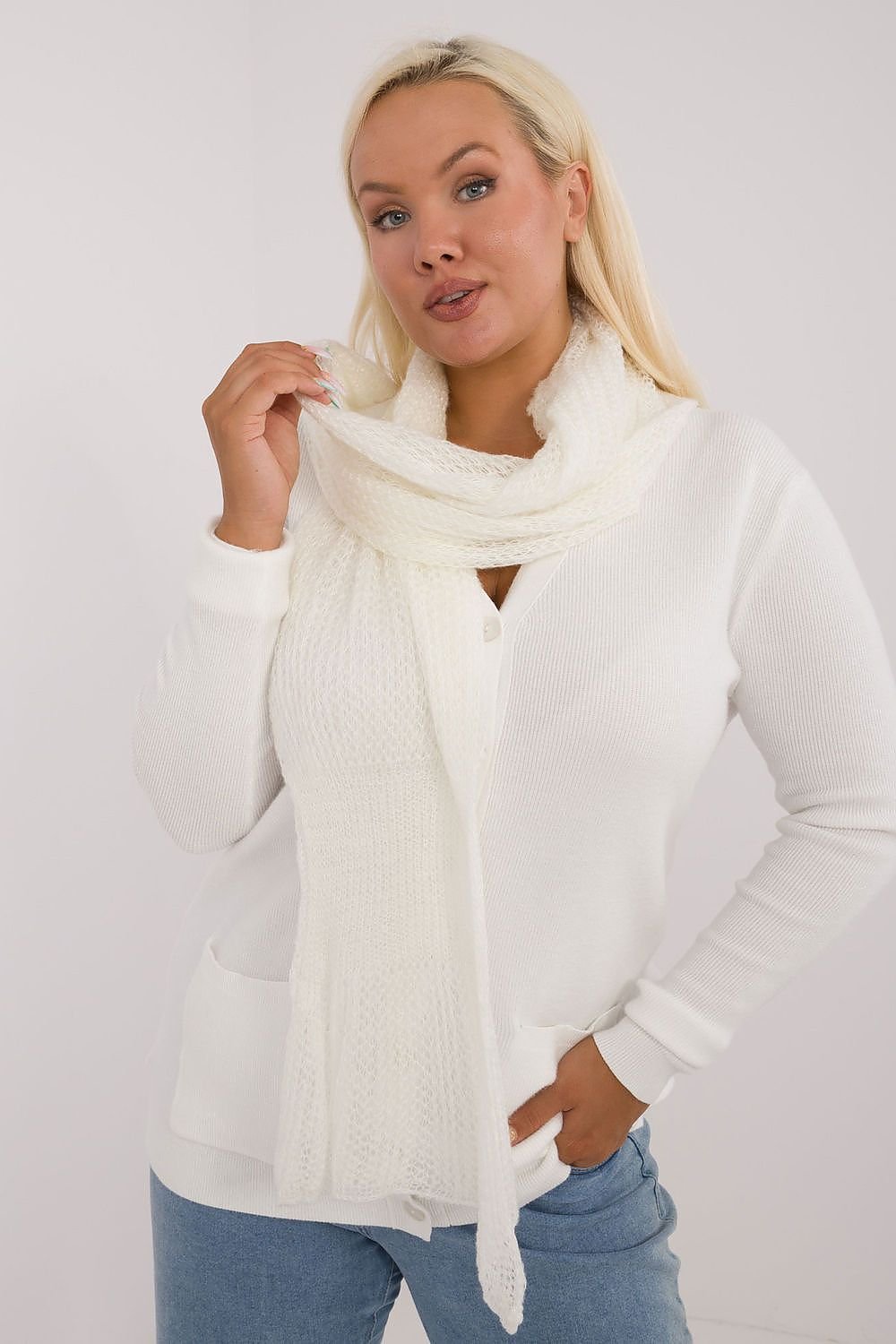 Shawl model 200976 AT