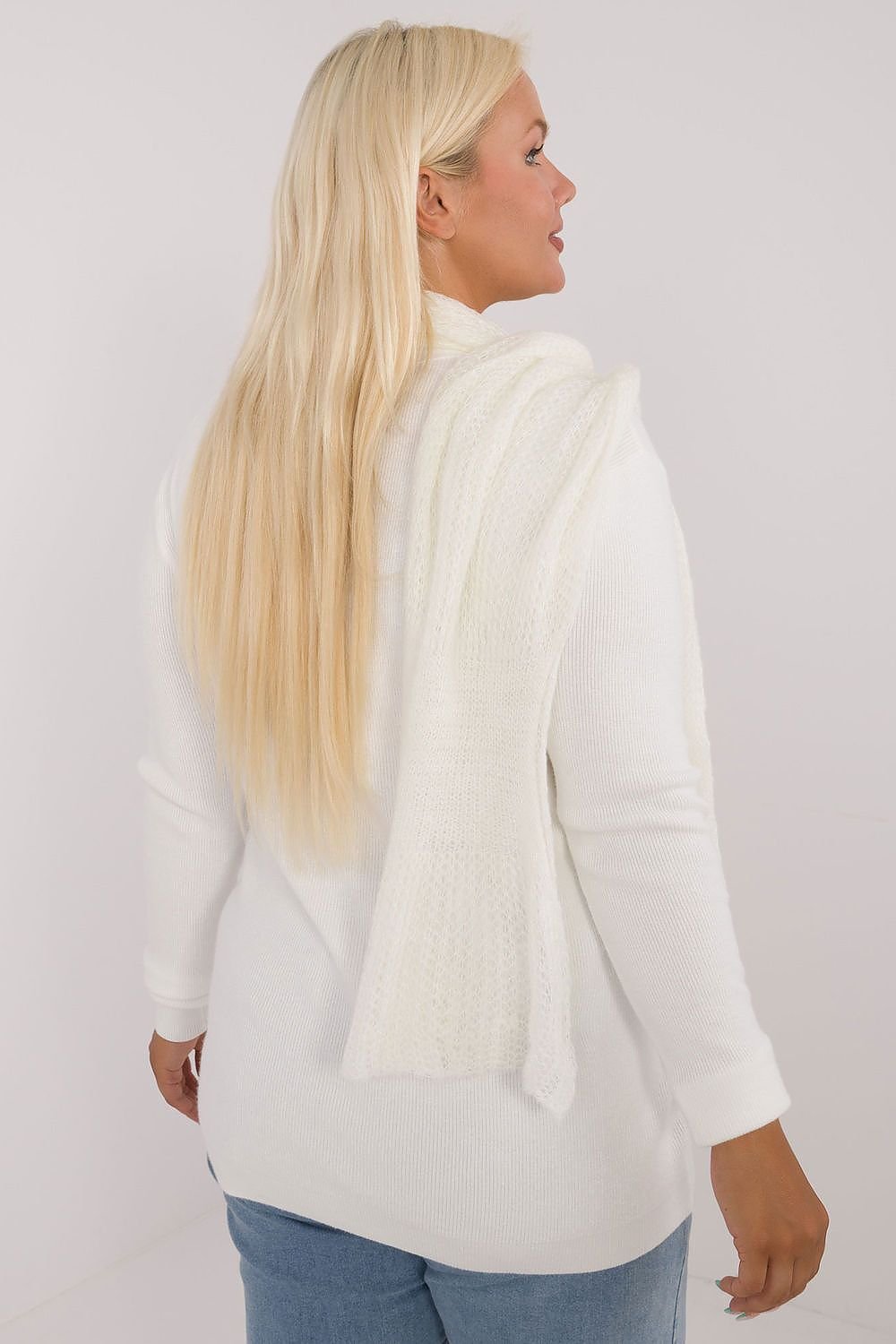 Shawl model 200976 AT