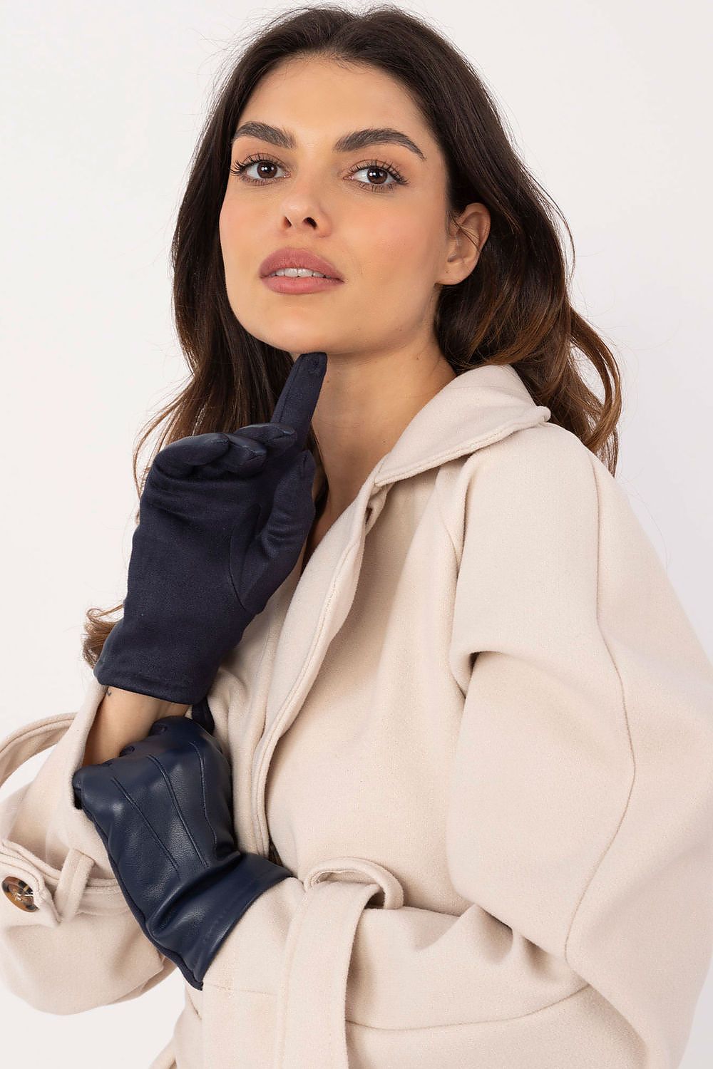 Gloves model 202517 AT