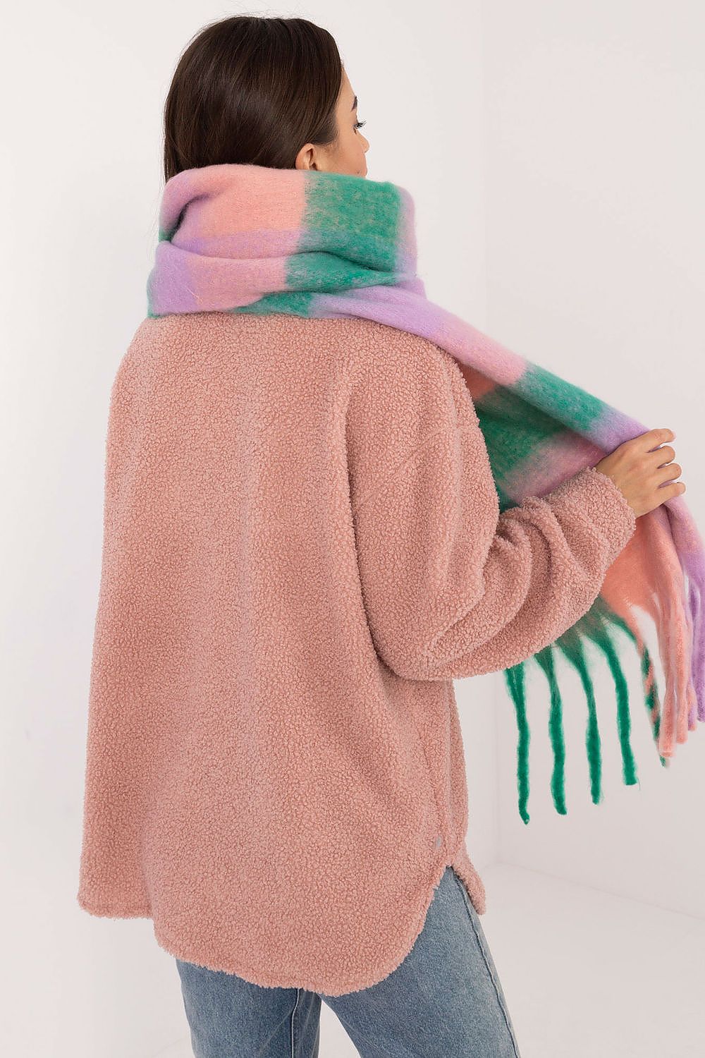 Shawl model 200280 AT