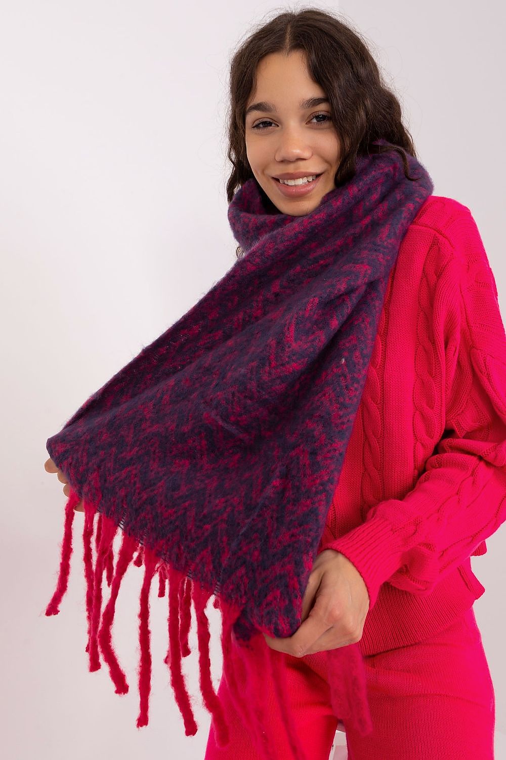 Shawl model 189246 AT