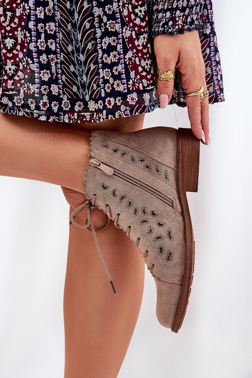 Boots model 208794 Step in style