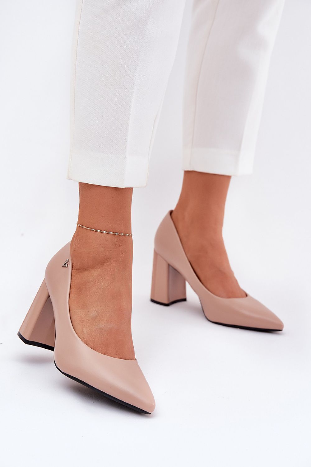 Block heel pumps model 209781 Step in style