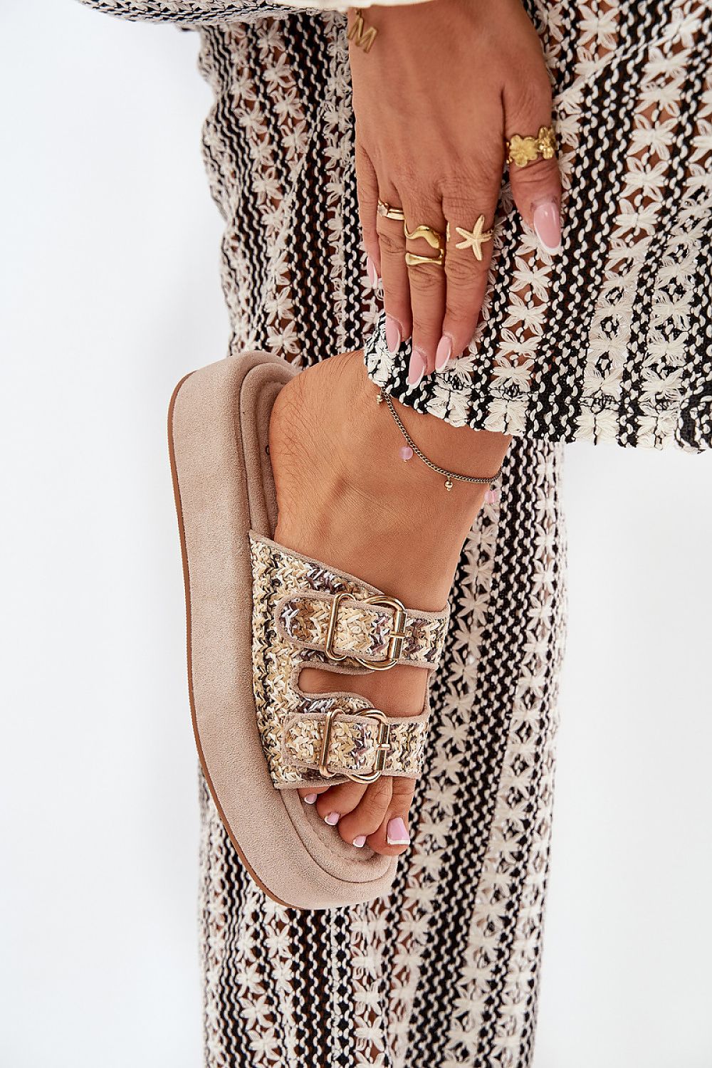 Flip-flops model 209947 Step in style