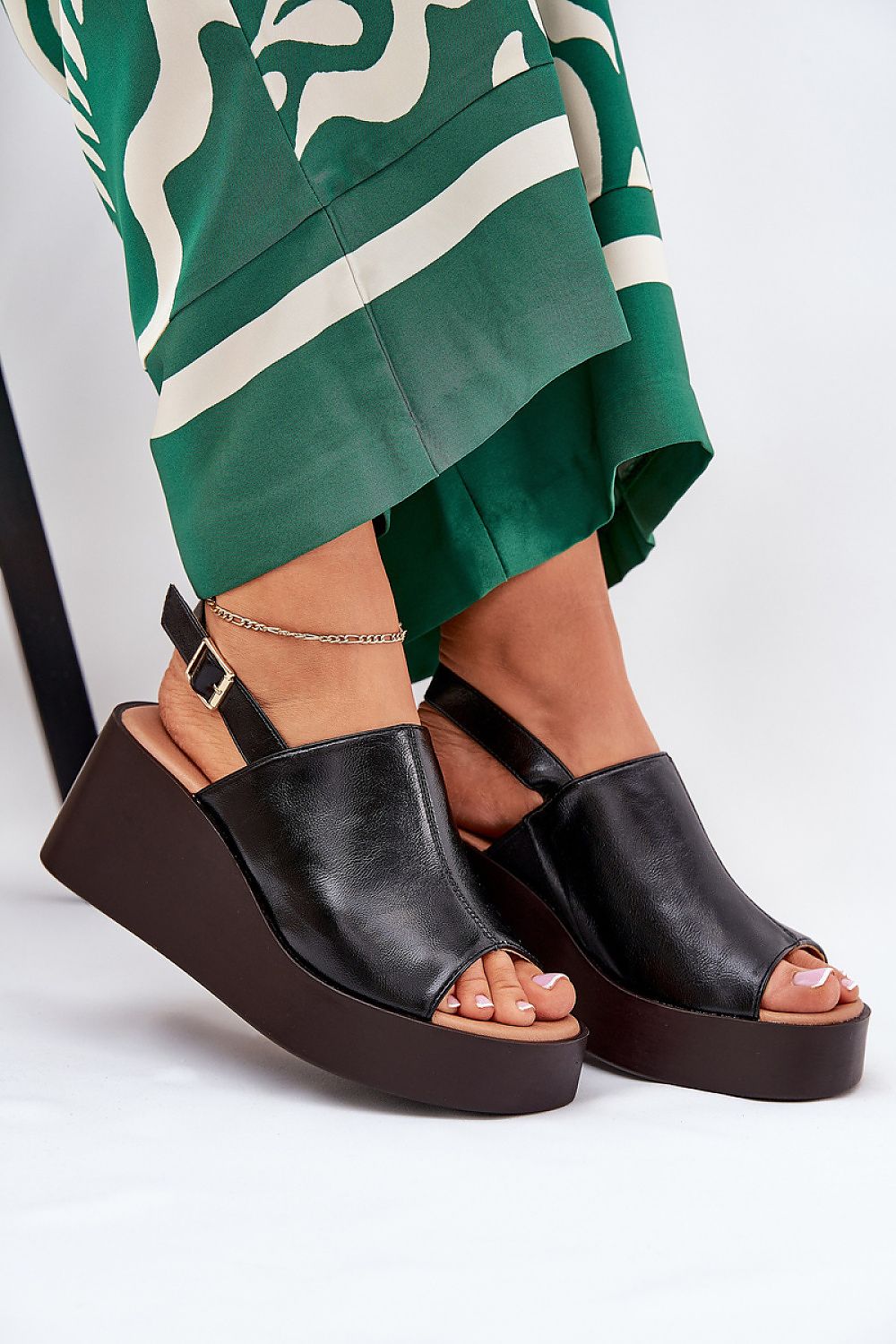 Buskin model 210055 Step in style