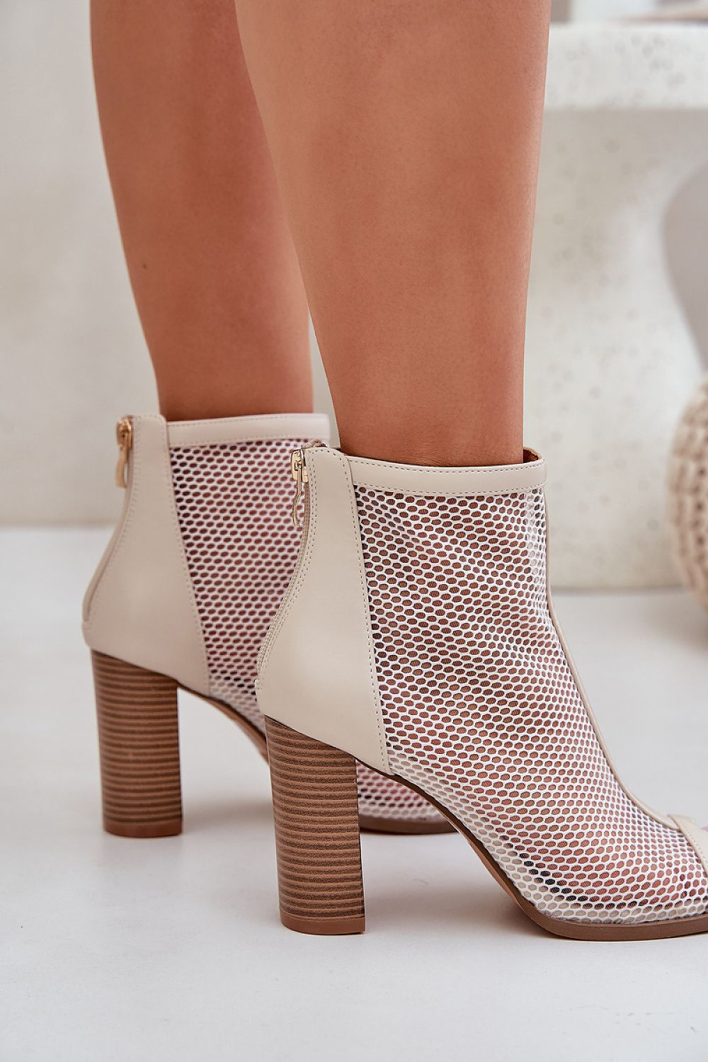 Heel sandals model 210157 Step in style