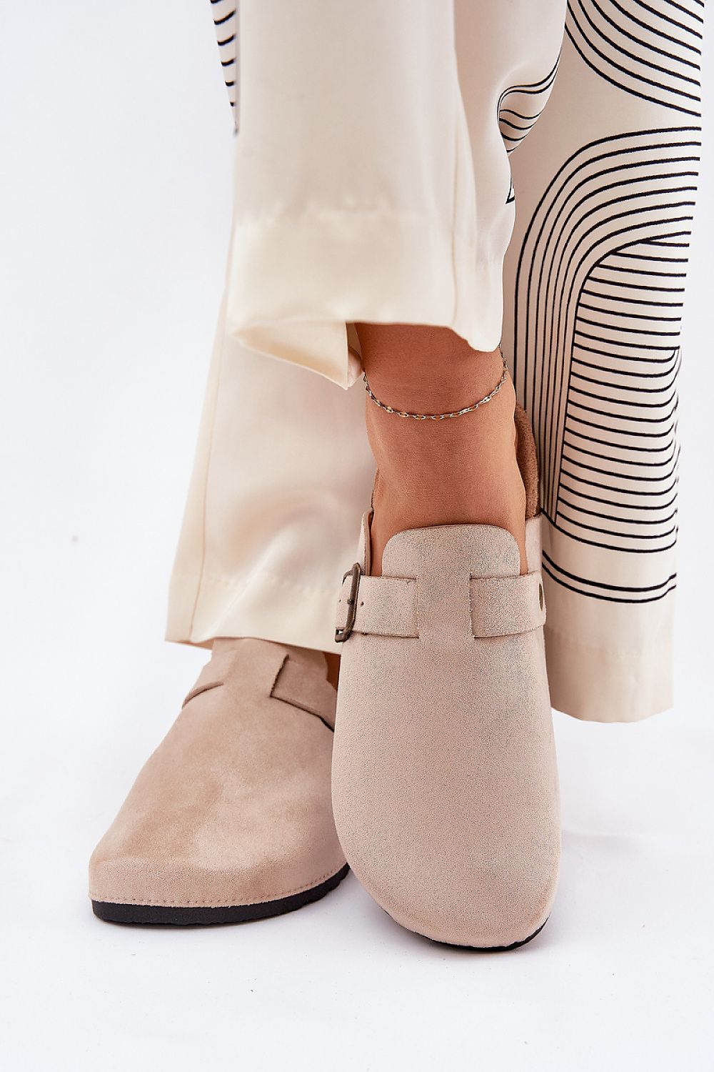 Flip-flops model 210771 Step in style