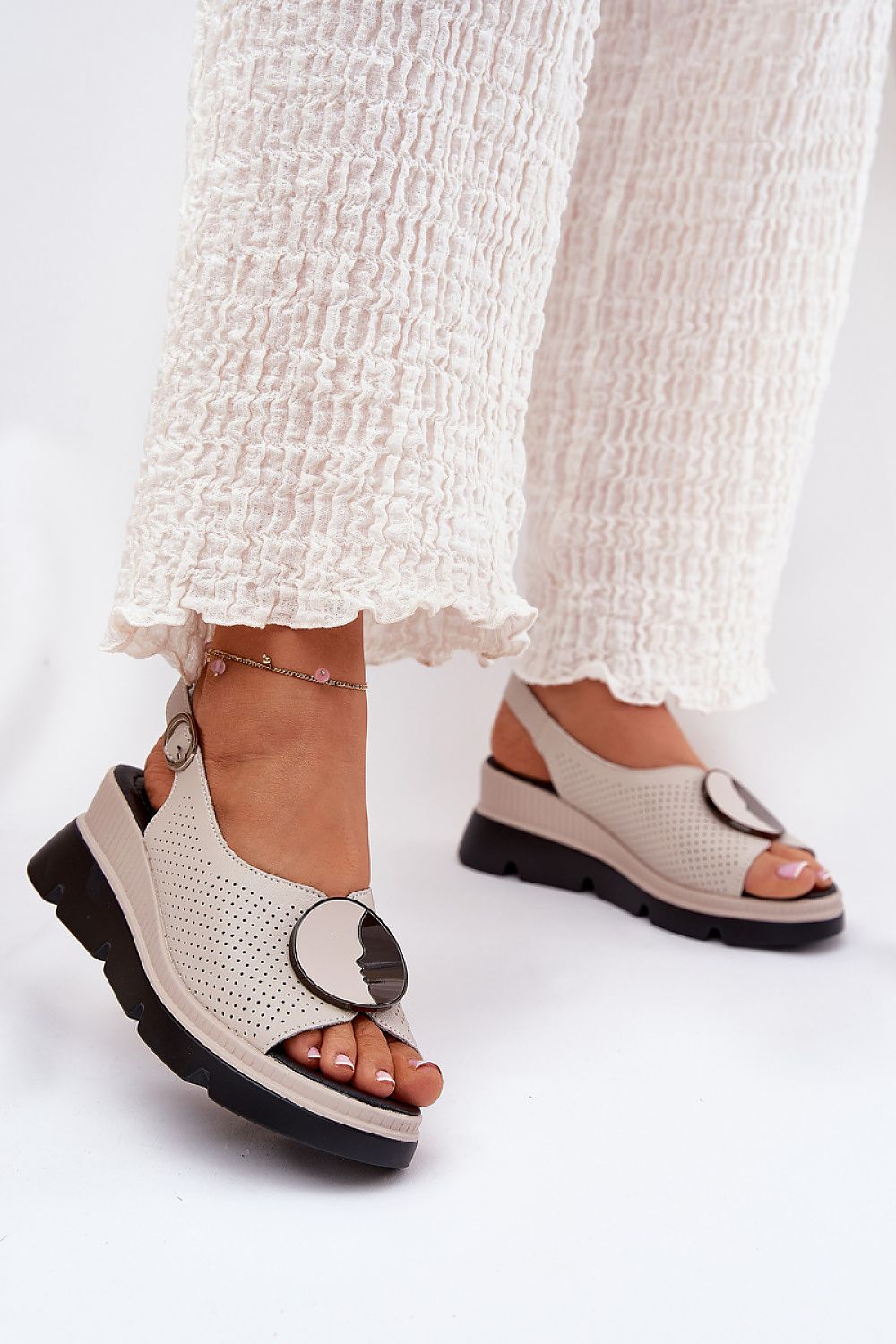 Buskin model 211645 Step in style