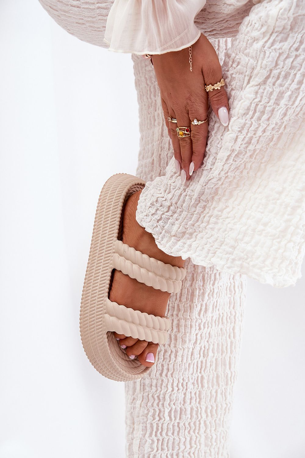 Flip-flops model 211669 Step in style