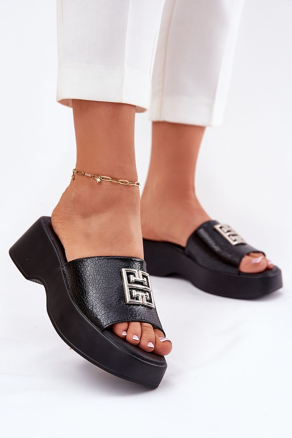 Flip-flops model 212881 Step in style