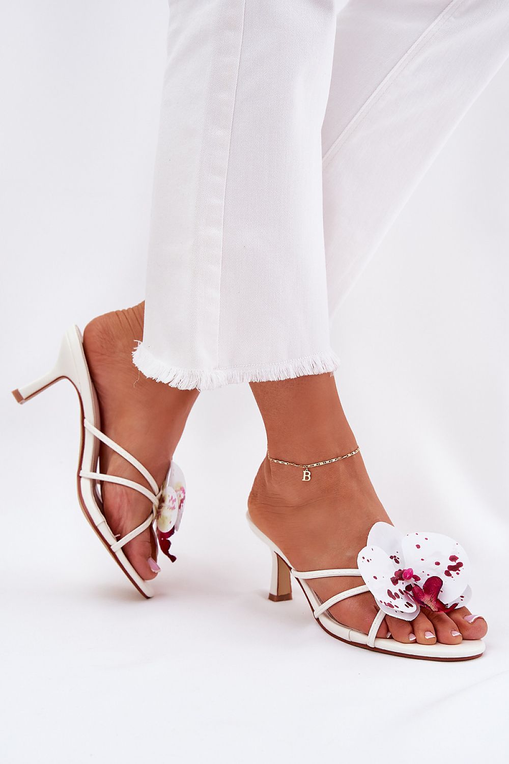 Flip-flops model 212883 Step in style