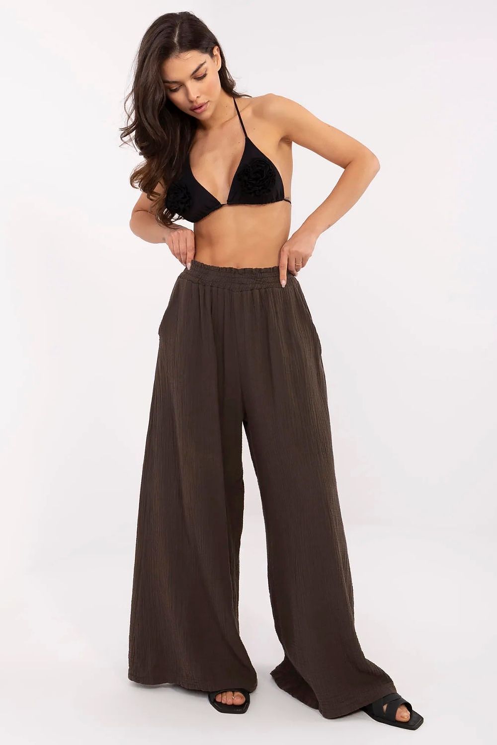 Women trousers model 213439 Italy Moda