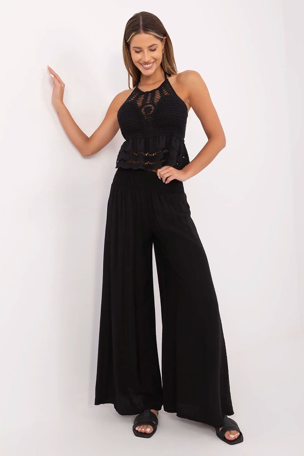 Women trousers model 214044 Italy Moda