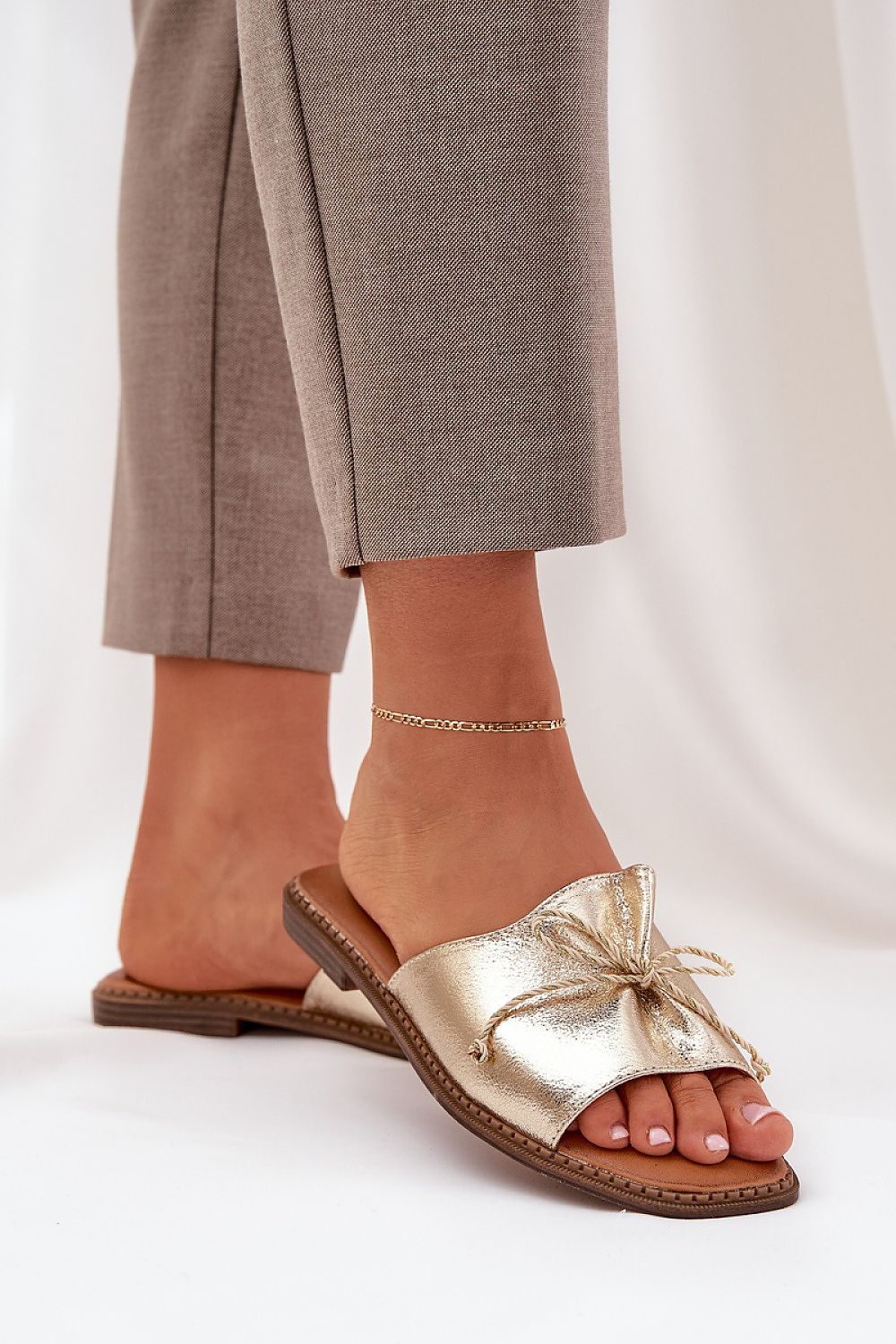 Flip-flops model 214362 Step in style