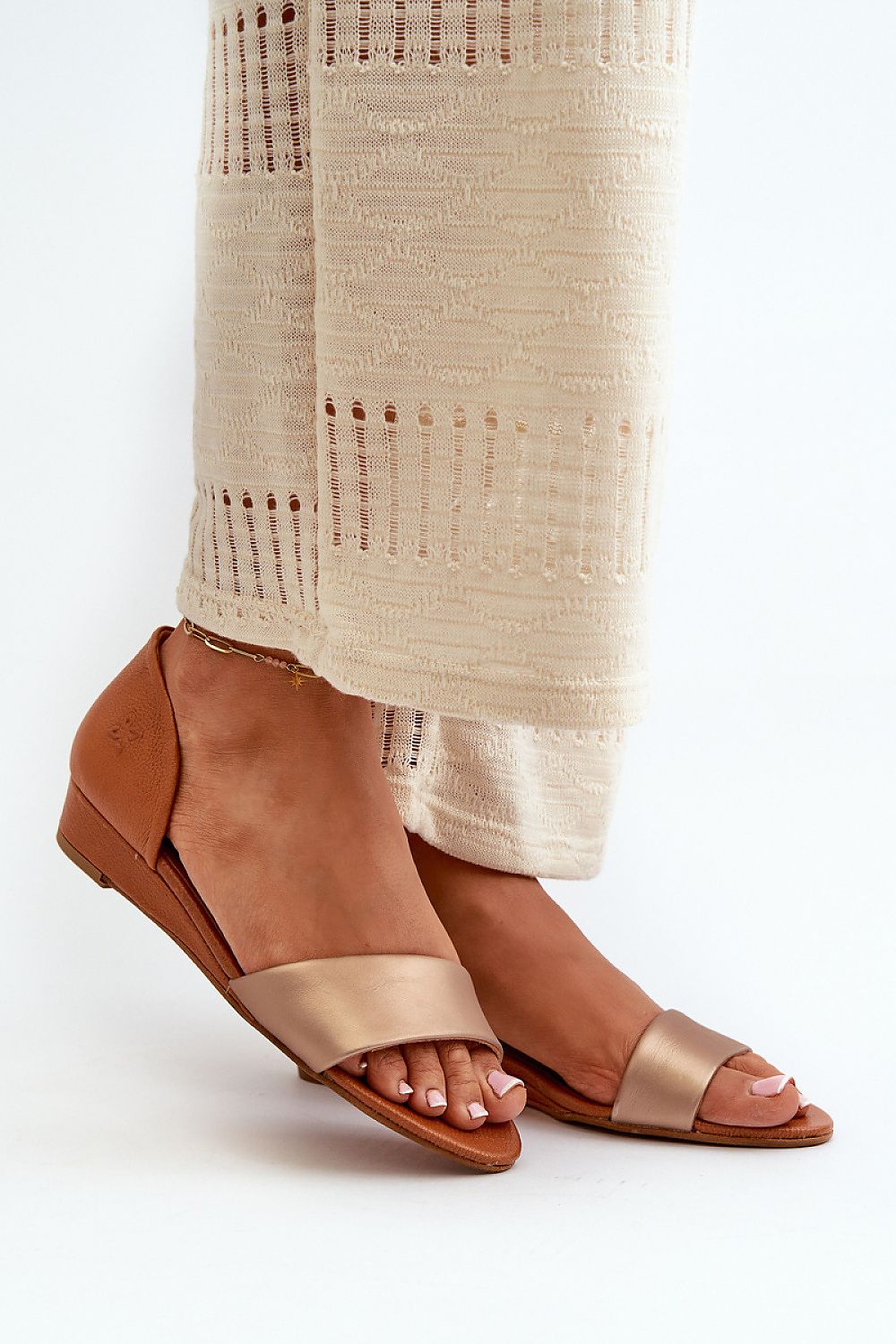 Sandals model 214702 Step in style