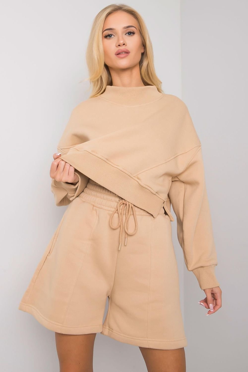 long shorts, wide with high waist BFG