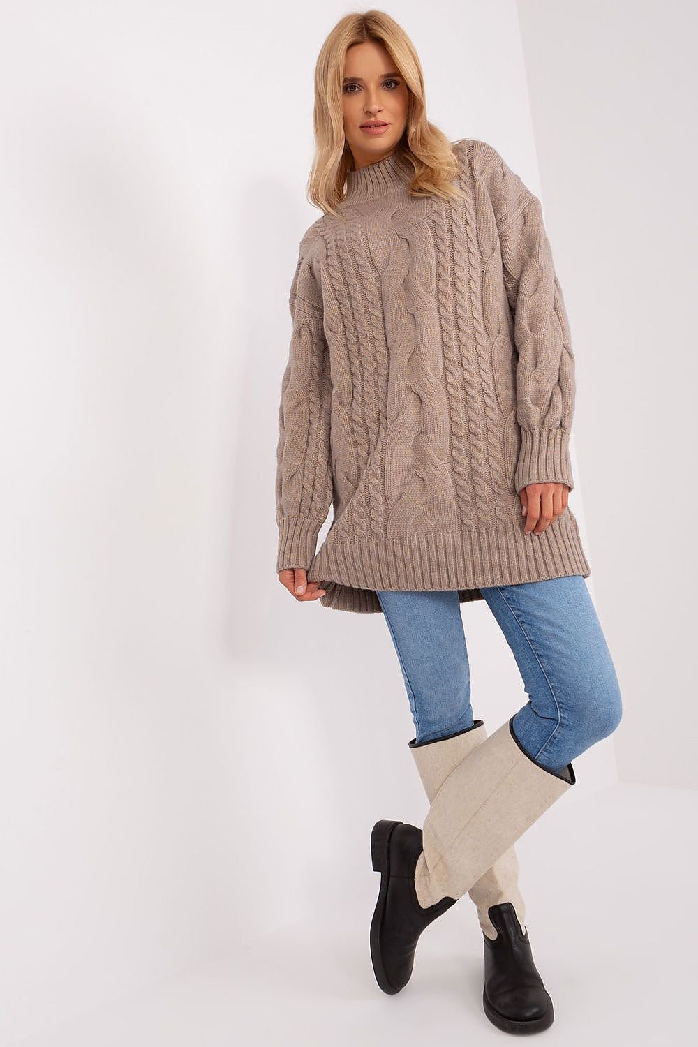 Long jumper model 185743 AT
