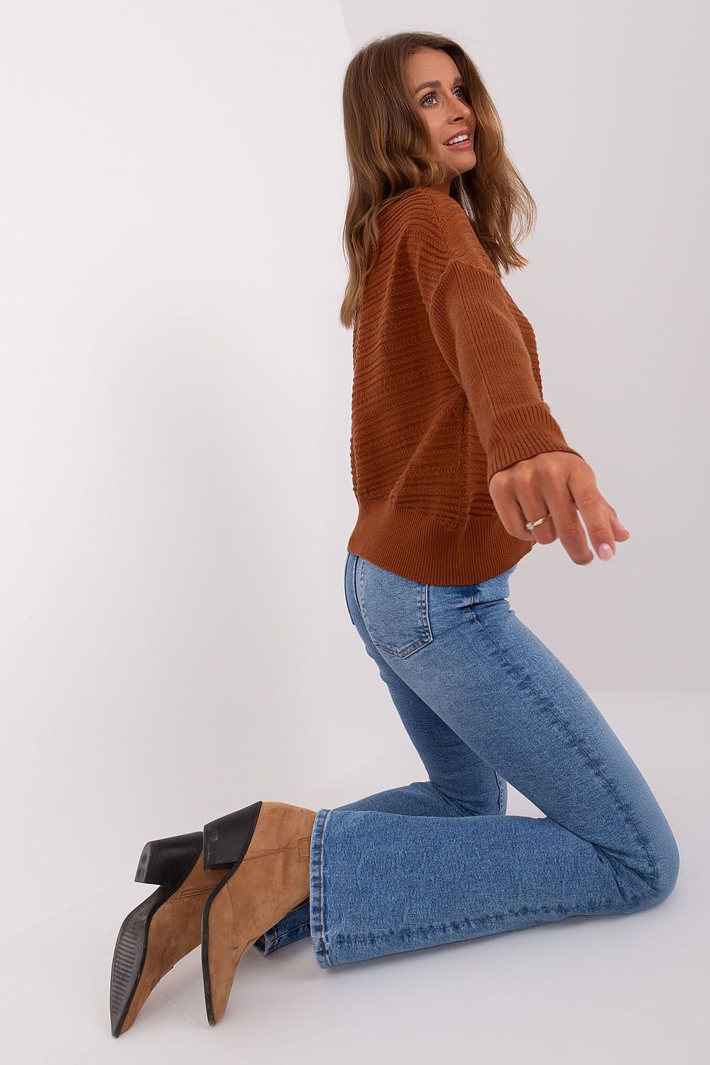 Jumper model 186573 AT
