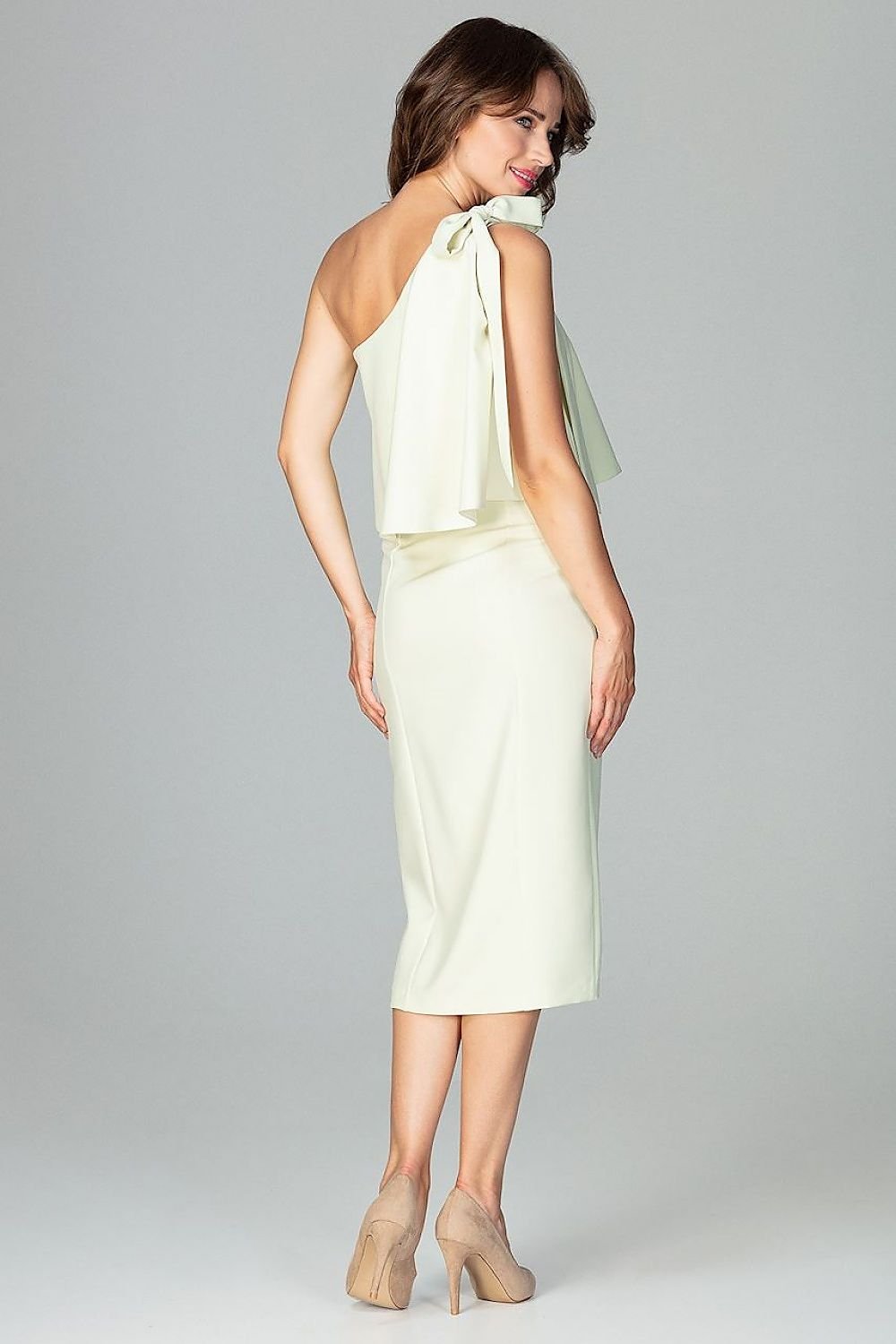 One-shoulder dress