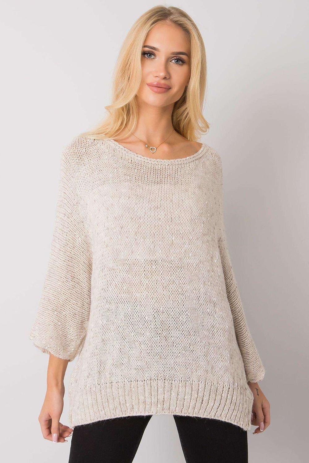 Loose fit sweater
