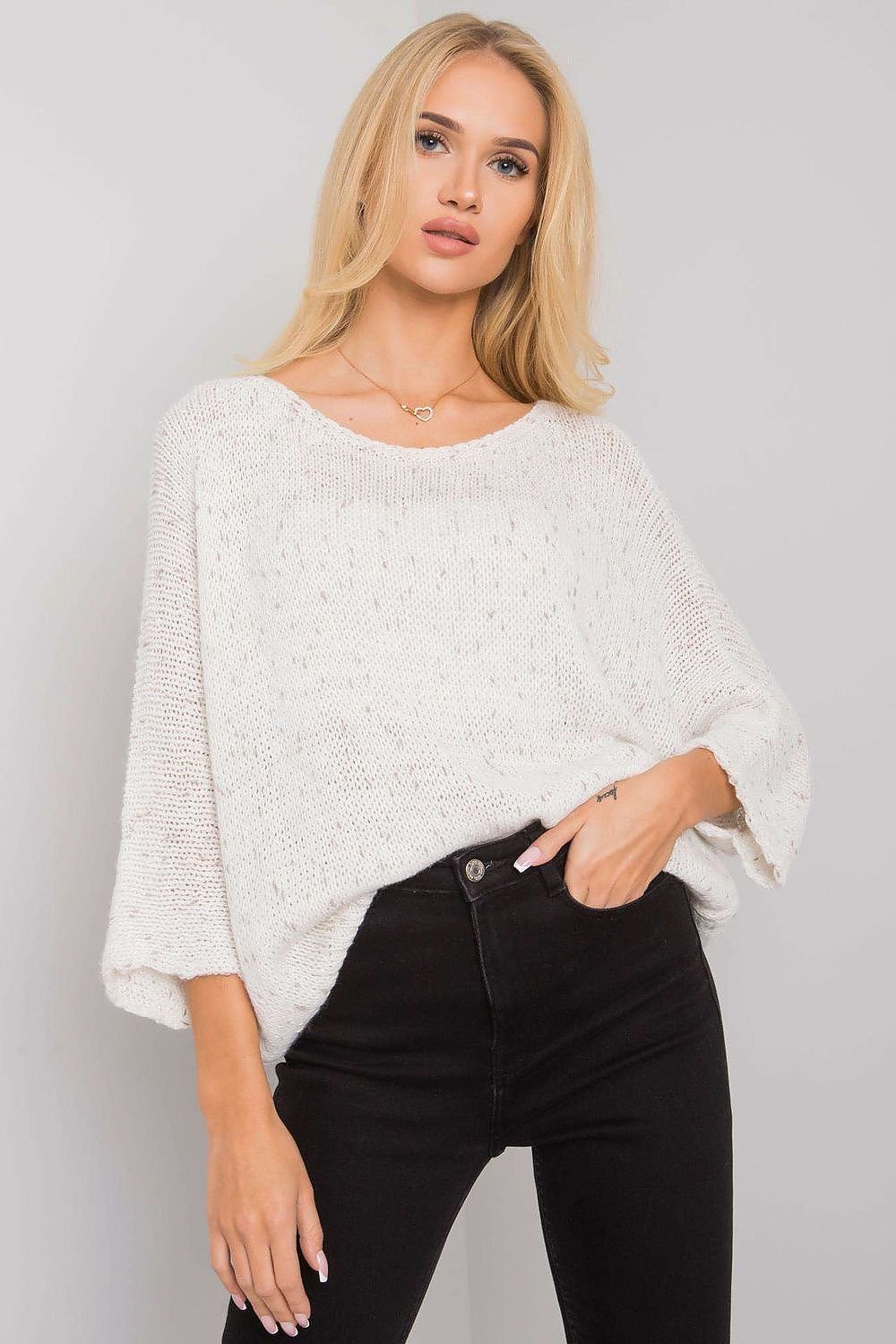 Loose fit sweater