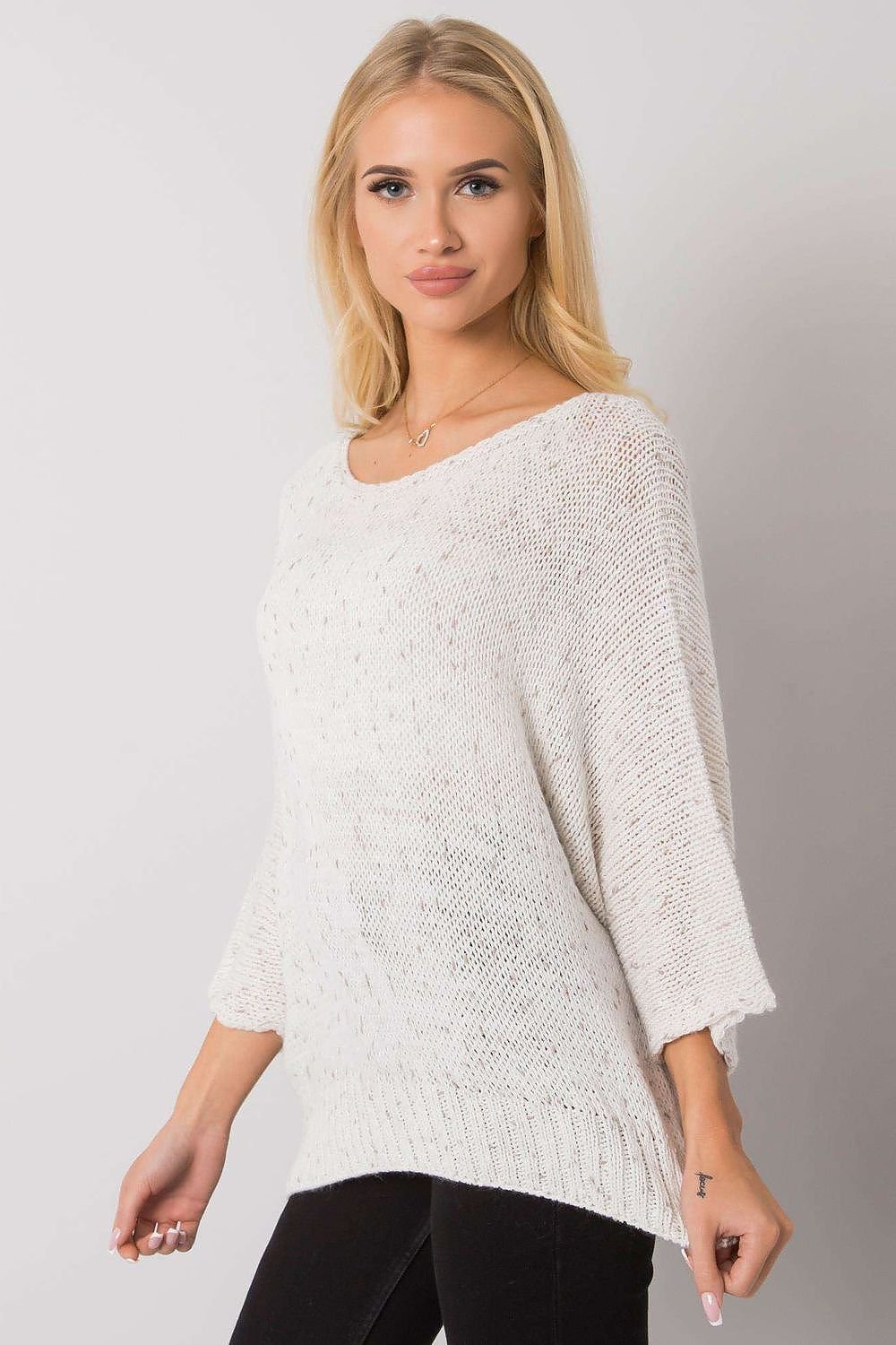 Loose fit sweater
