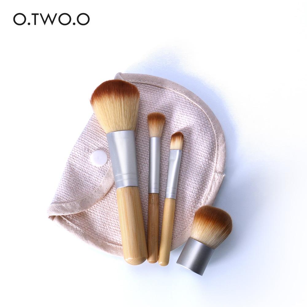 O.TWO.O 4pcs Sminkborstar